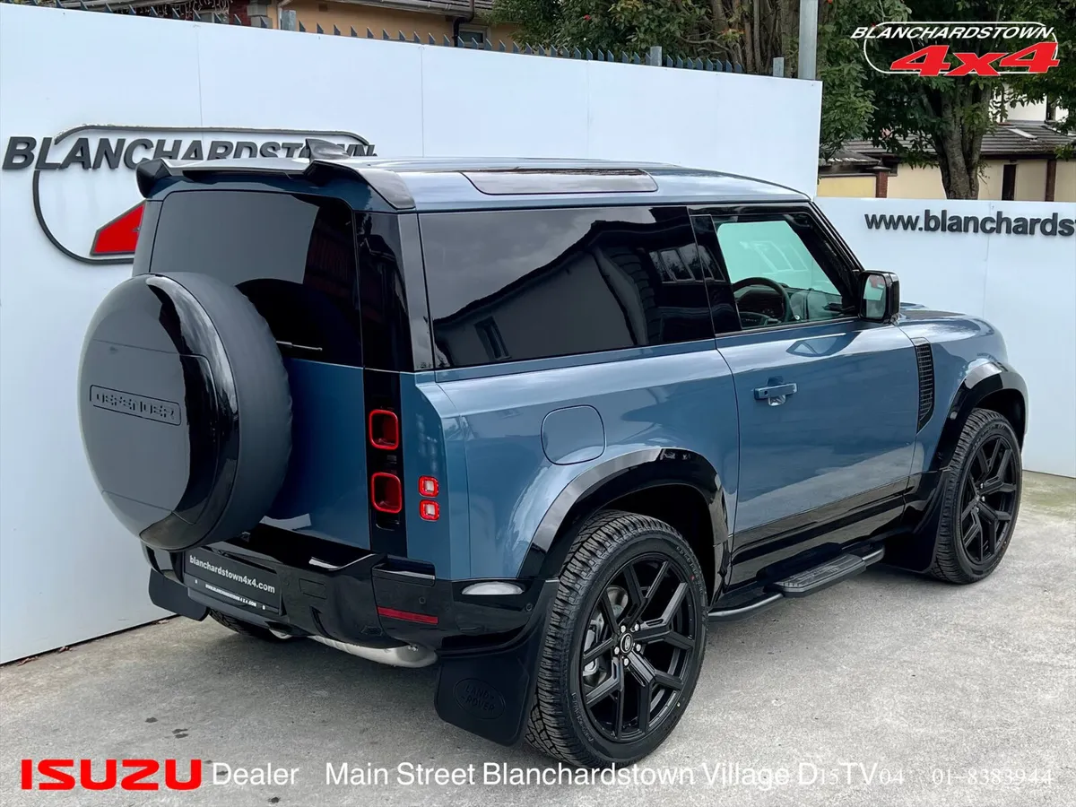LR DEFENDER 90 D250 N1 BUSINESS TASMAN BLUE VATQ - Image 2