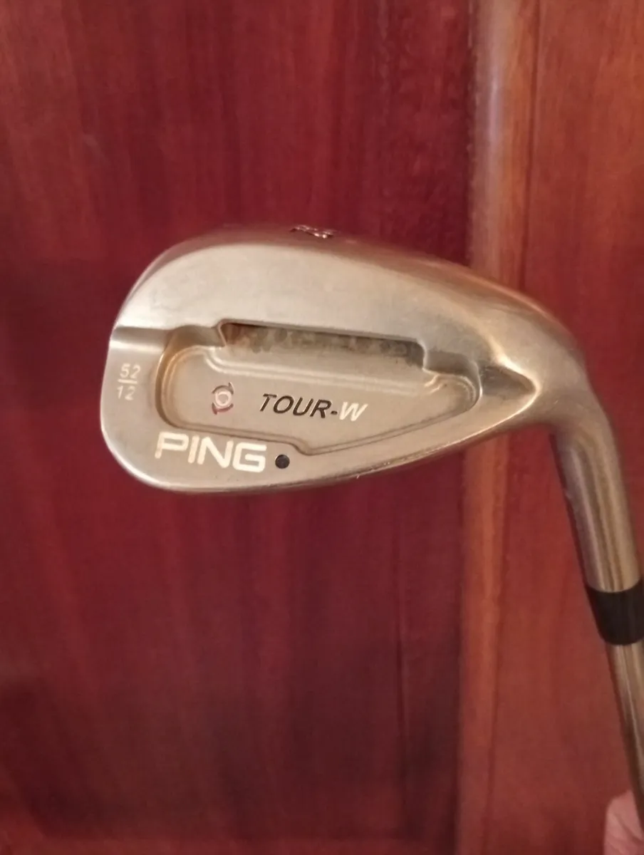 Ping Tour-W 52 degree 12 bounce Wedge As New - Image 1