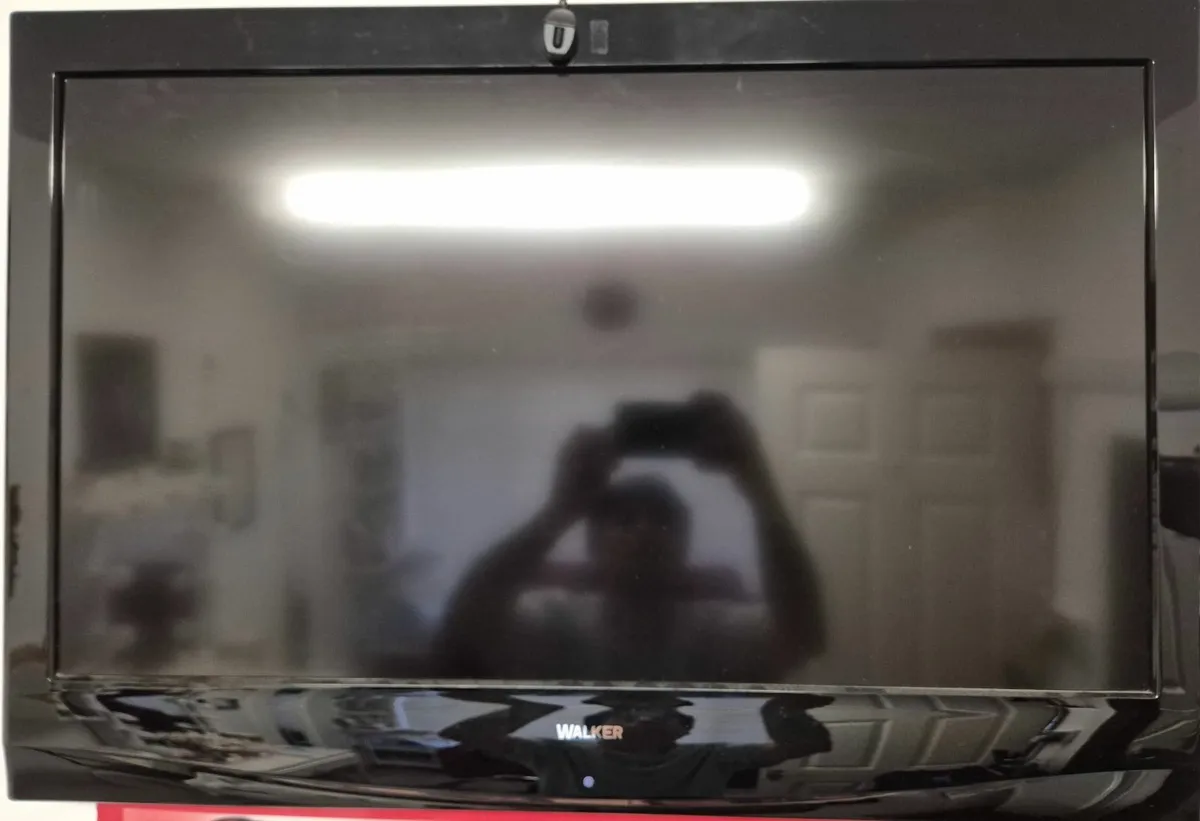 Plasma screen TV - Image 1