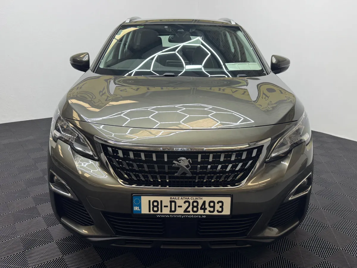 2018 Peugeot 3008 1.2 petrol (Low km/ New nct) - Image 4