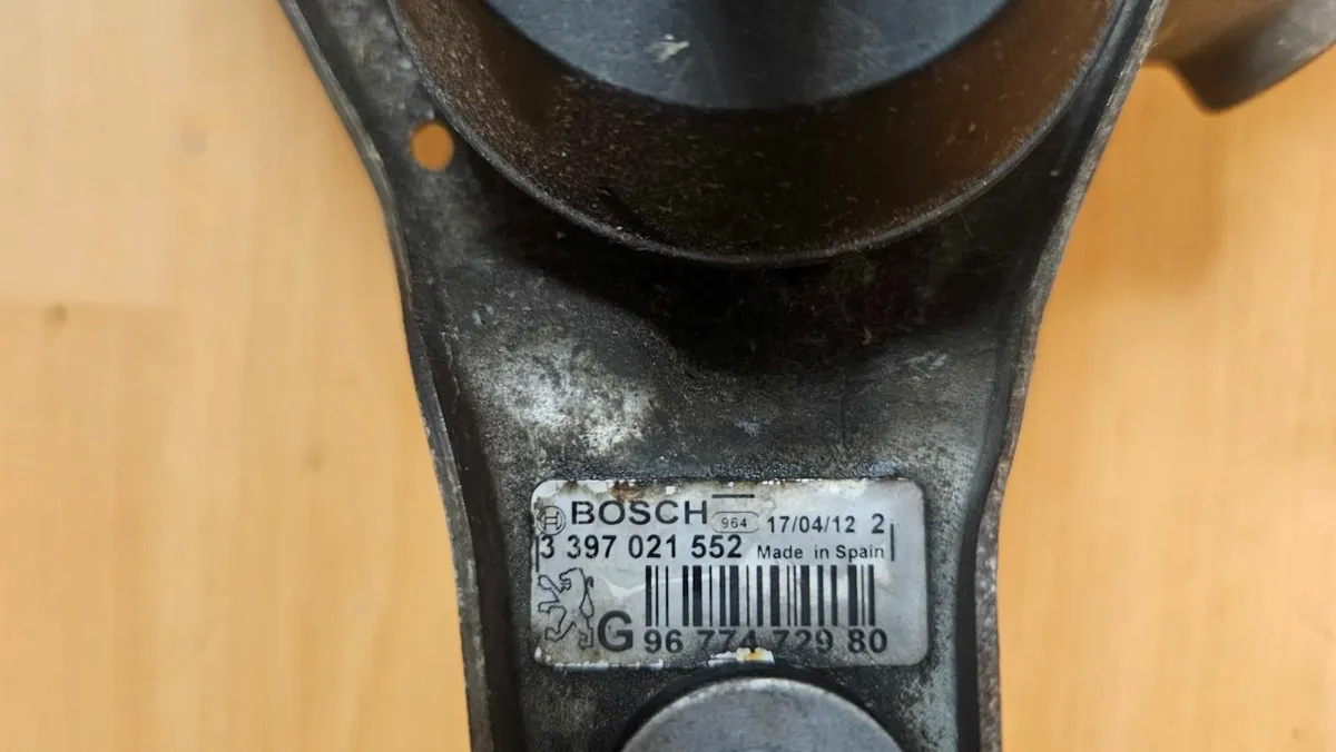 Wiper Motor for Peugeot 508 left and right - Image 2