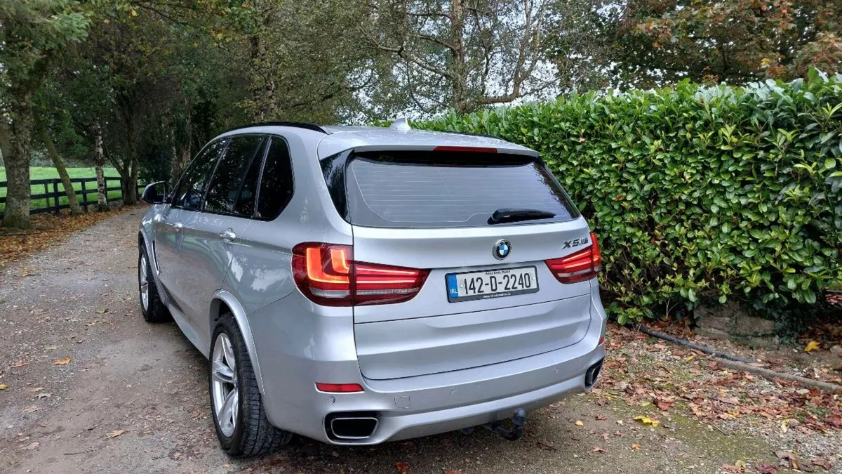 BMW X5 - Image 2