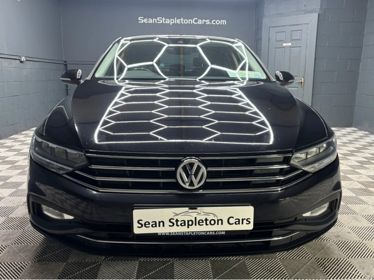 Volkswagen Passat HIGHLINE TDI S-A 4DR AUTO - Image 3