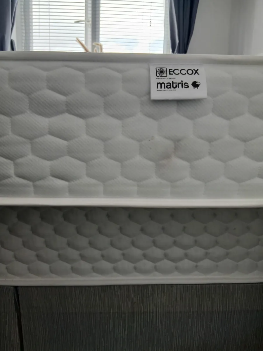 King size medium-firm mattress - Image 2