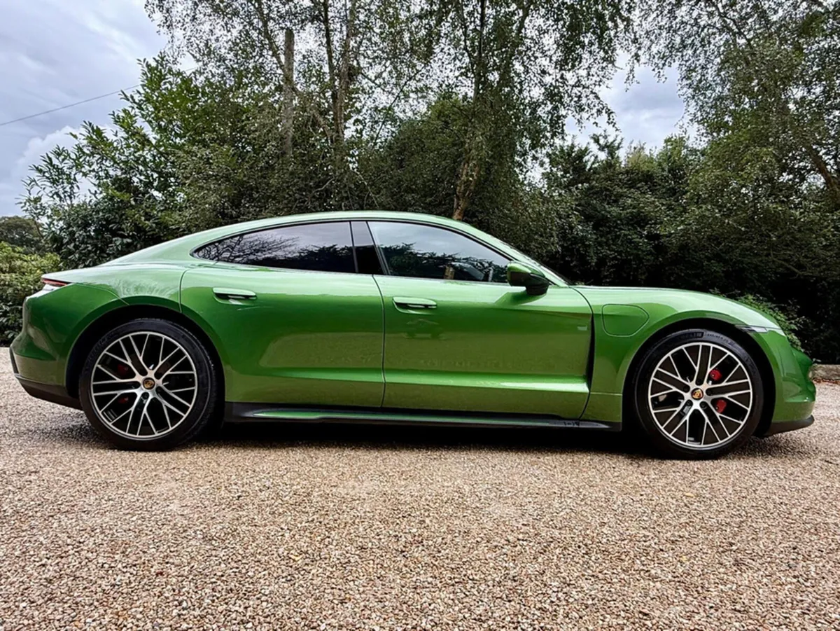 Porsche Taycan 4S *562bhp…Performance Battery Plus - Image 2