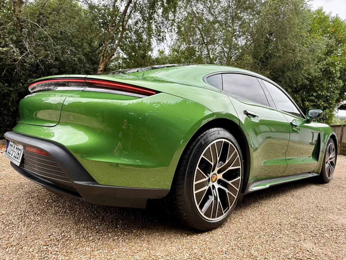 Porsche Taycan 4S *562bhp…Performance Battery Plus - Image 3
