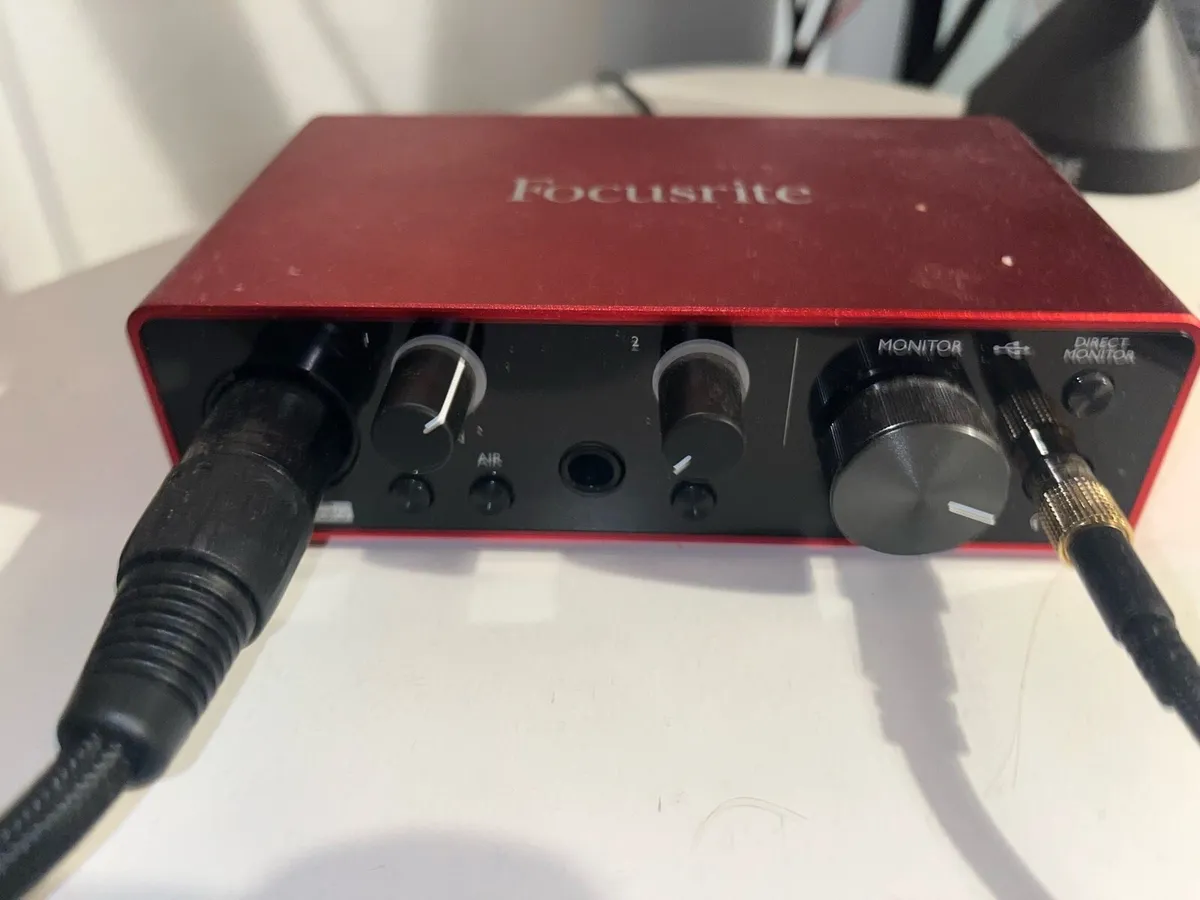 Focusrite Scarlett solo 3rd gen usb audio interfac - Image 4