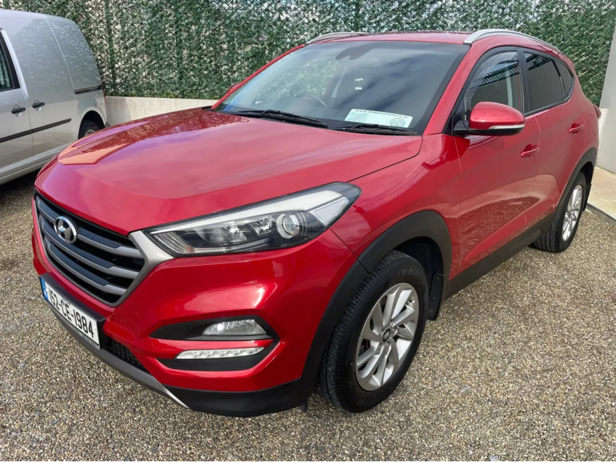 Hyundai Tucson 1.7 SE NAV 116PS 5DR - Image 2