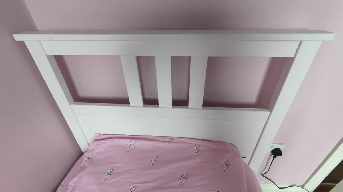 Timber frame kids Single bed - Image 4