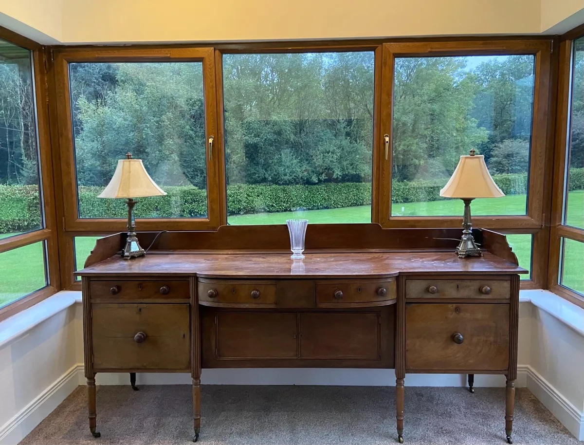 Grand Irish Hunt buffet serving sideboard - Image 3