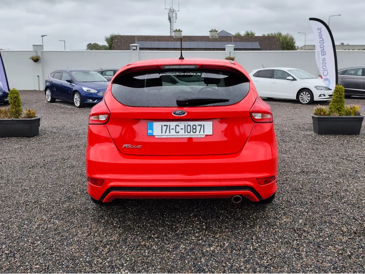 Ford Focus ST-LINE 2.0 TD 150PS 6SPEED 4DR - Image 3