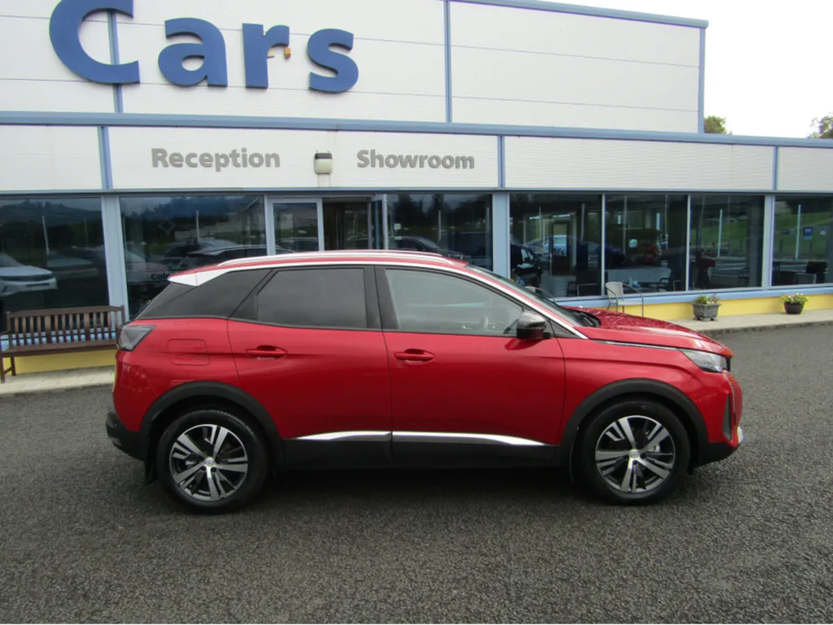 Peugeot 3008 ALLURE PREMIUM  BLUE 1.5 HDI S/S - Image 3