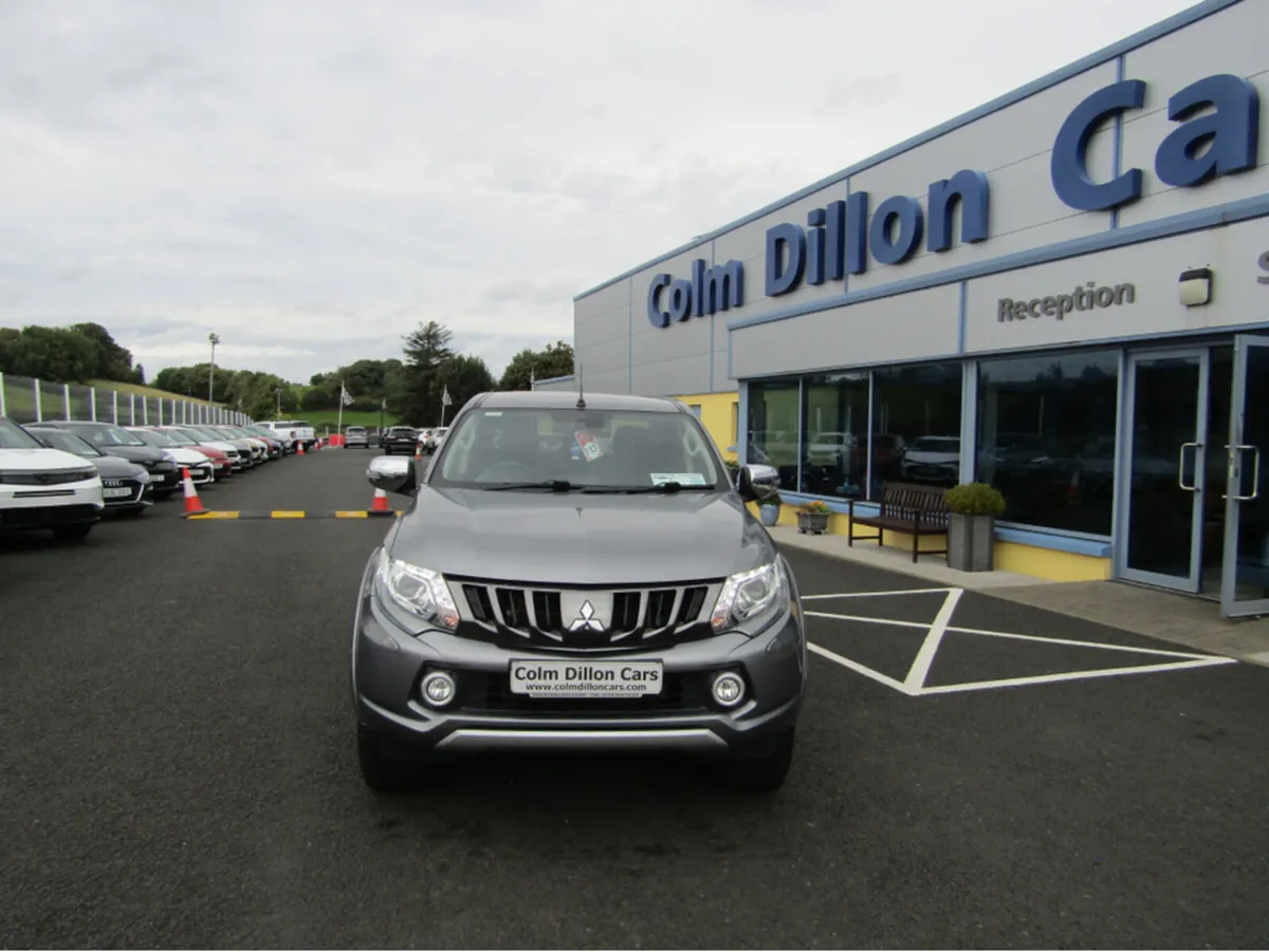 Mitsubishi L200 DI-D WARRIOR DC 4DR 2.5 DID - Image 4
