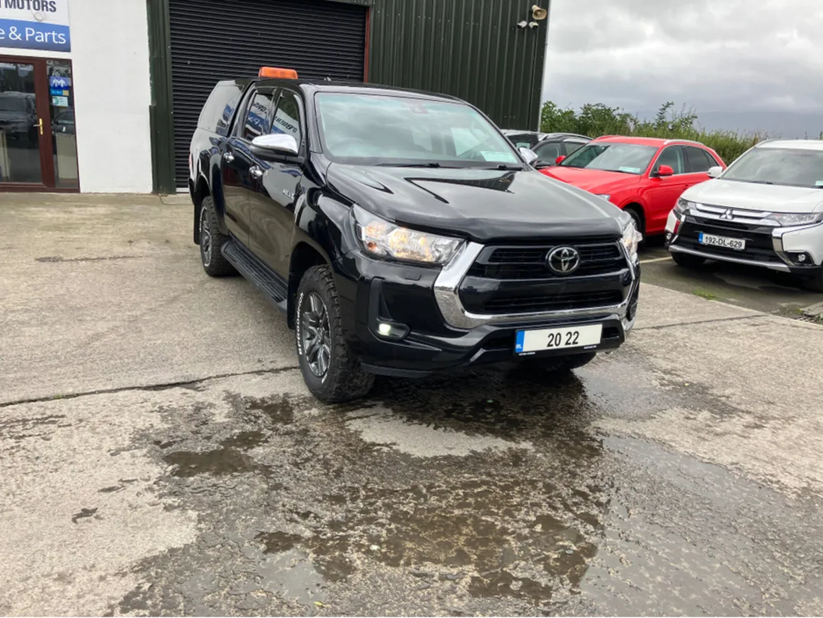 Toyota Hilux ICON D-4D 4WD DCB - Image 1