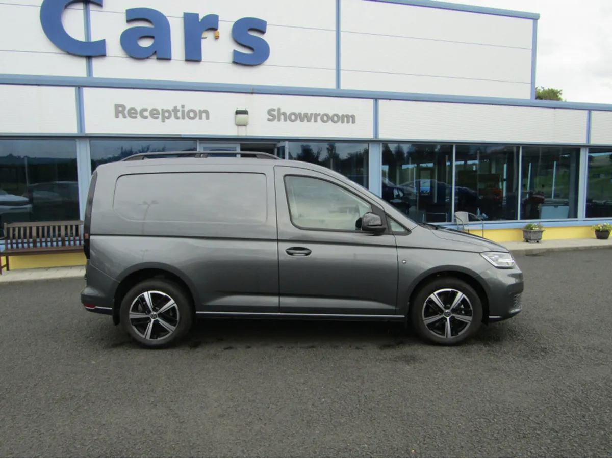 Volkswagen Caddy CARGO EDITION 2.0 TDI 122BHP AUTO - Image 3