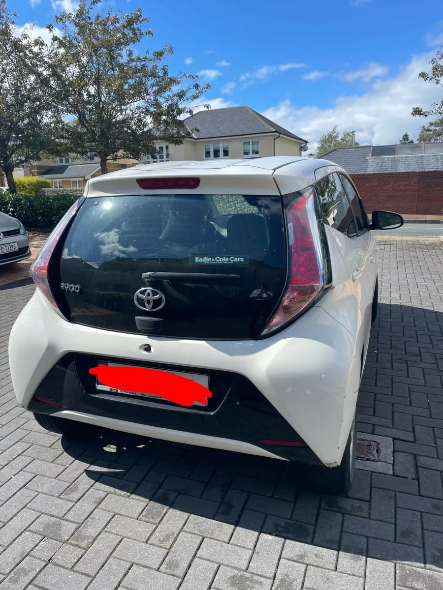 Car - Image 2
