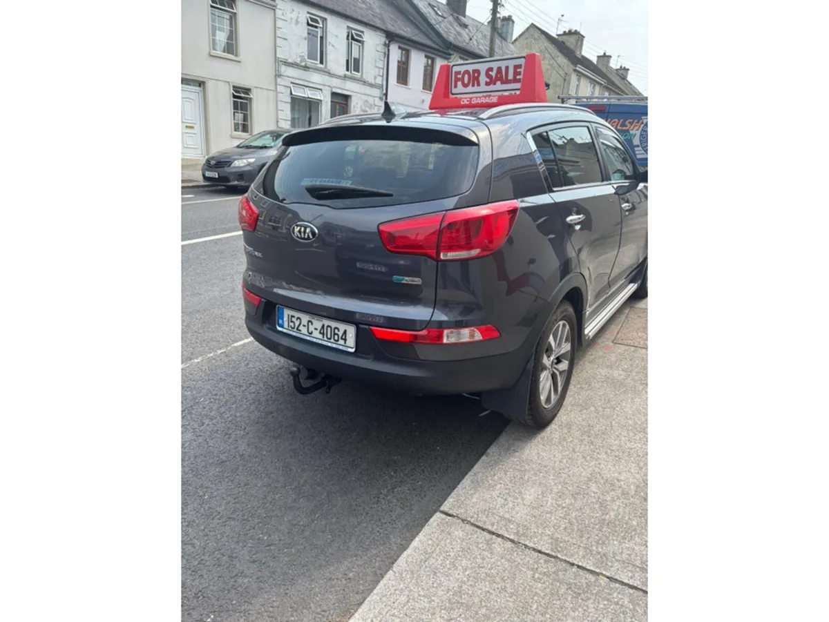 Kia Sportage PLATINUM SE 4DR - Image 3