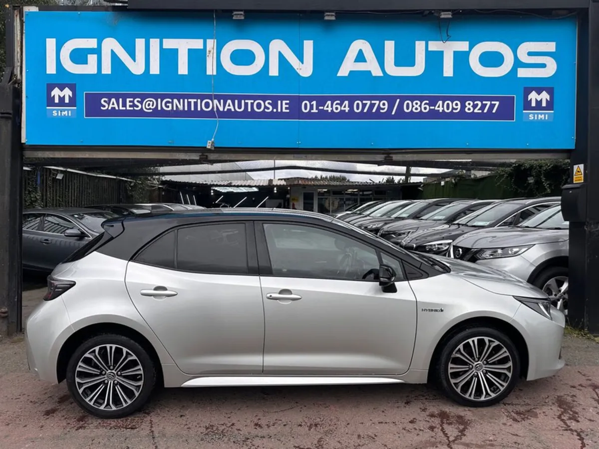 Toyota Corolla LUNA SPORT, HYBRID, AUTO, LOW MILEA - Image 2