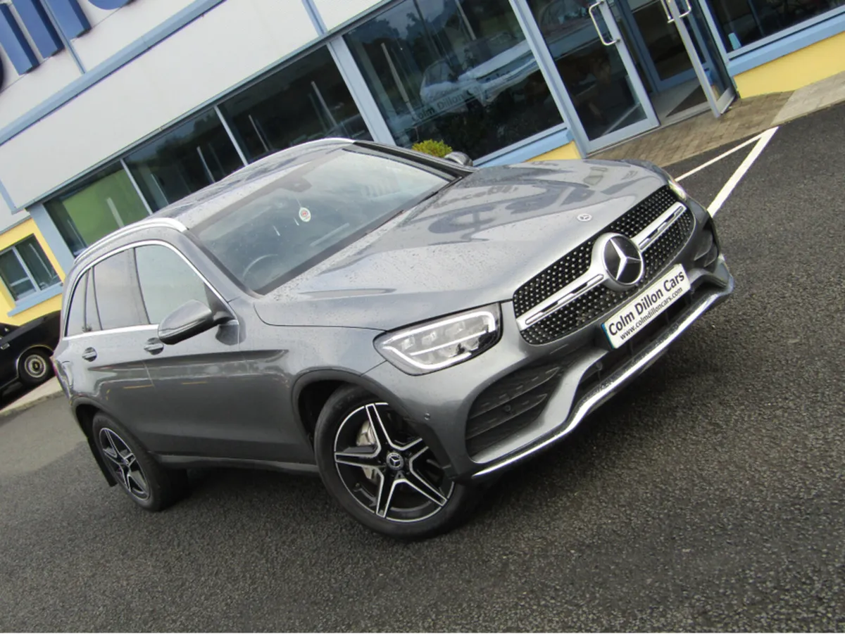 Mercedes-Benz GL-Class D 4MATIC AMG LINE - Image 2