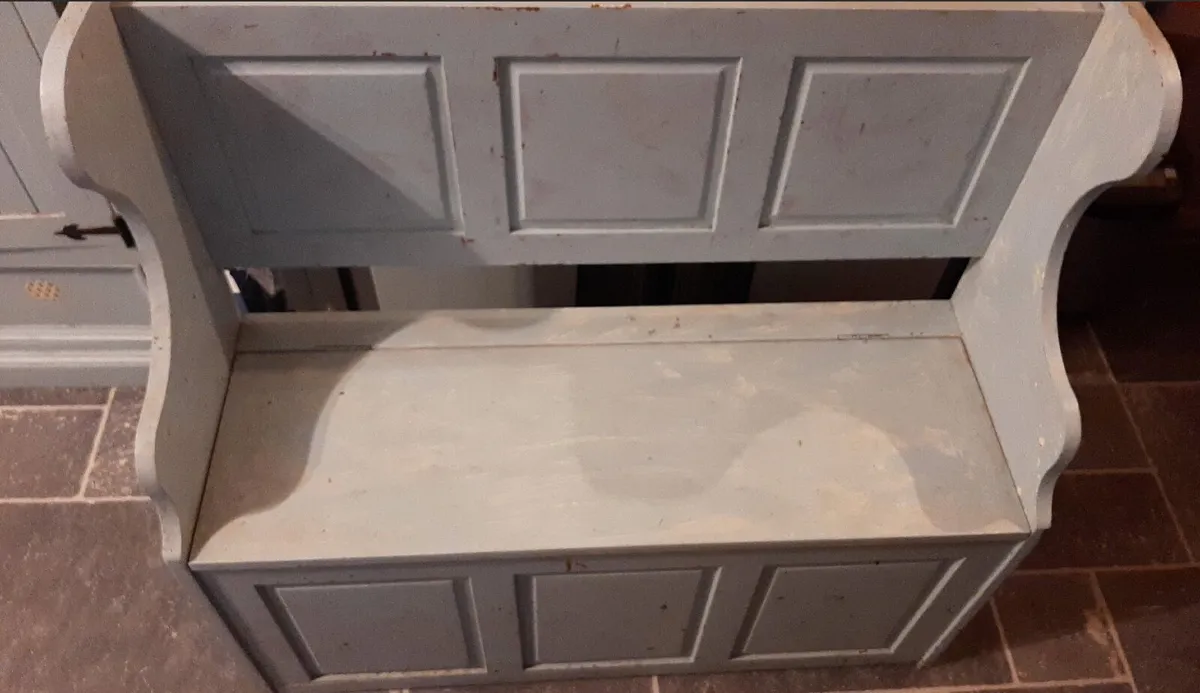 Monks Bench / Shoe Storage - Image 1