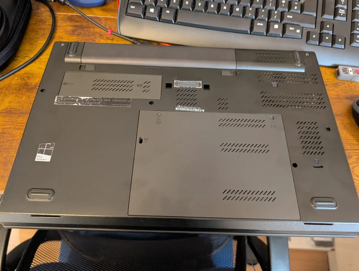 Lenovo W541 laptop  - Intel i7/16GB RAM/512 - Image 3