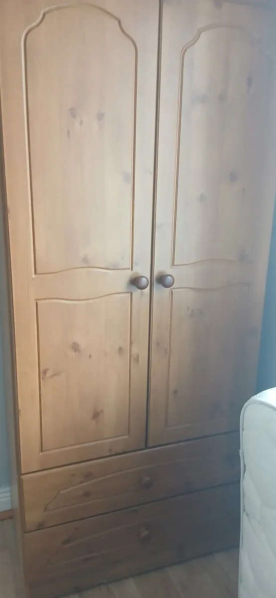 Wardrobes - Image 3