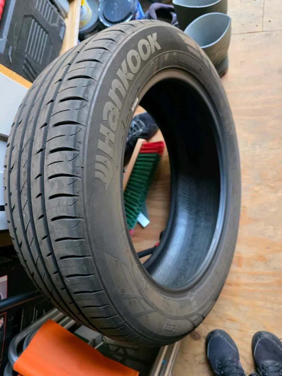 Tyres HANKOK 235/55 R19 - Image 1
