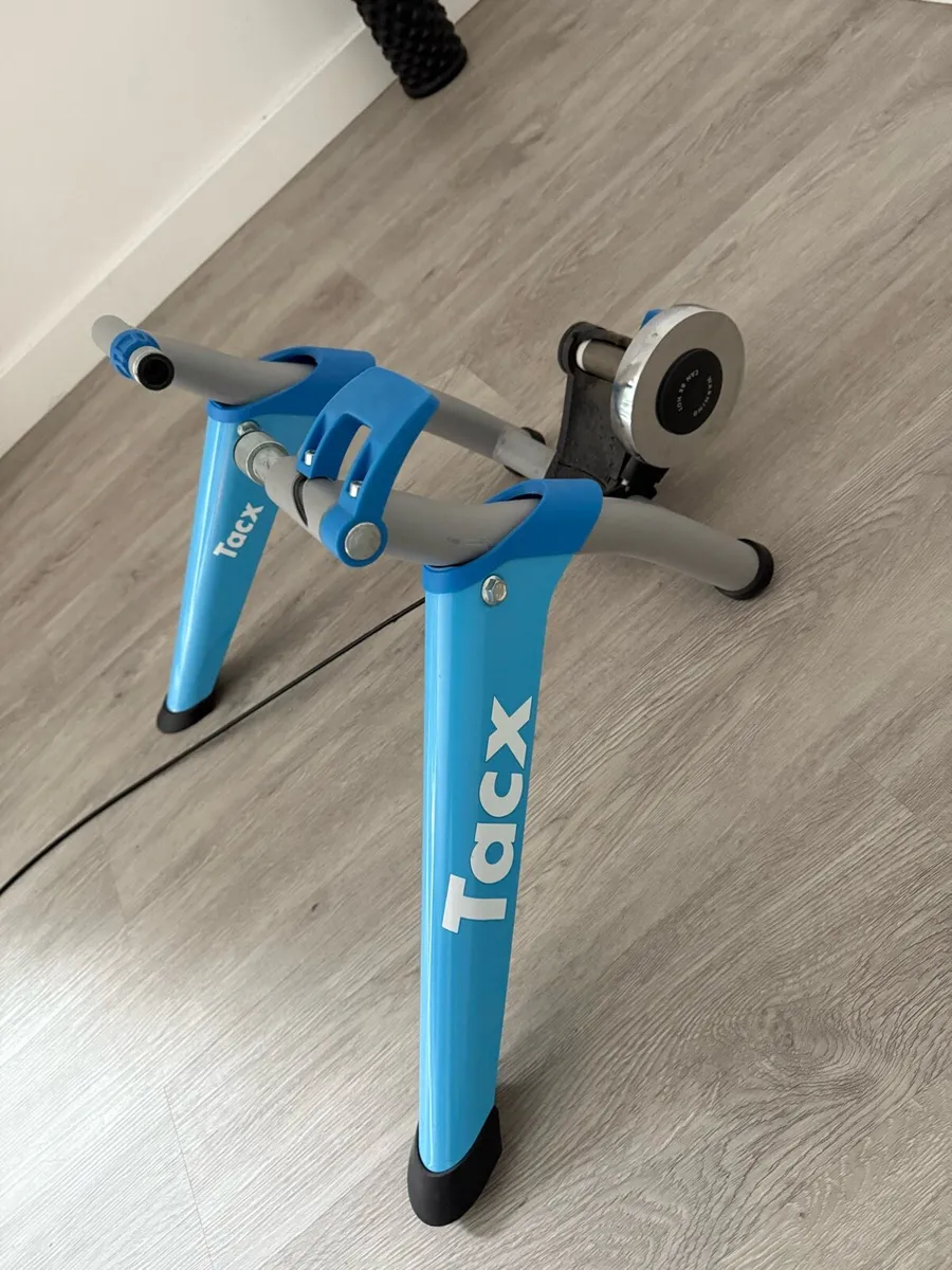 Tacx turbo trainer - Image 1