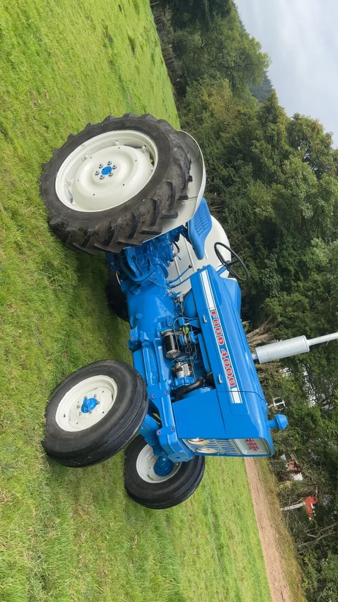 Ford 4000 - Image 3