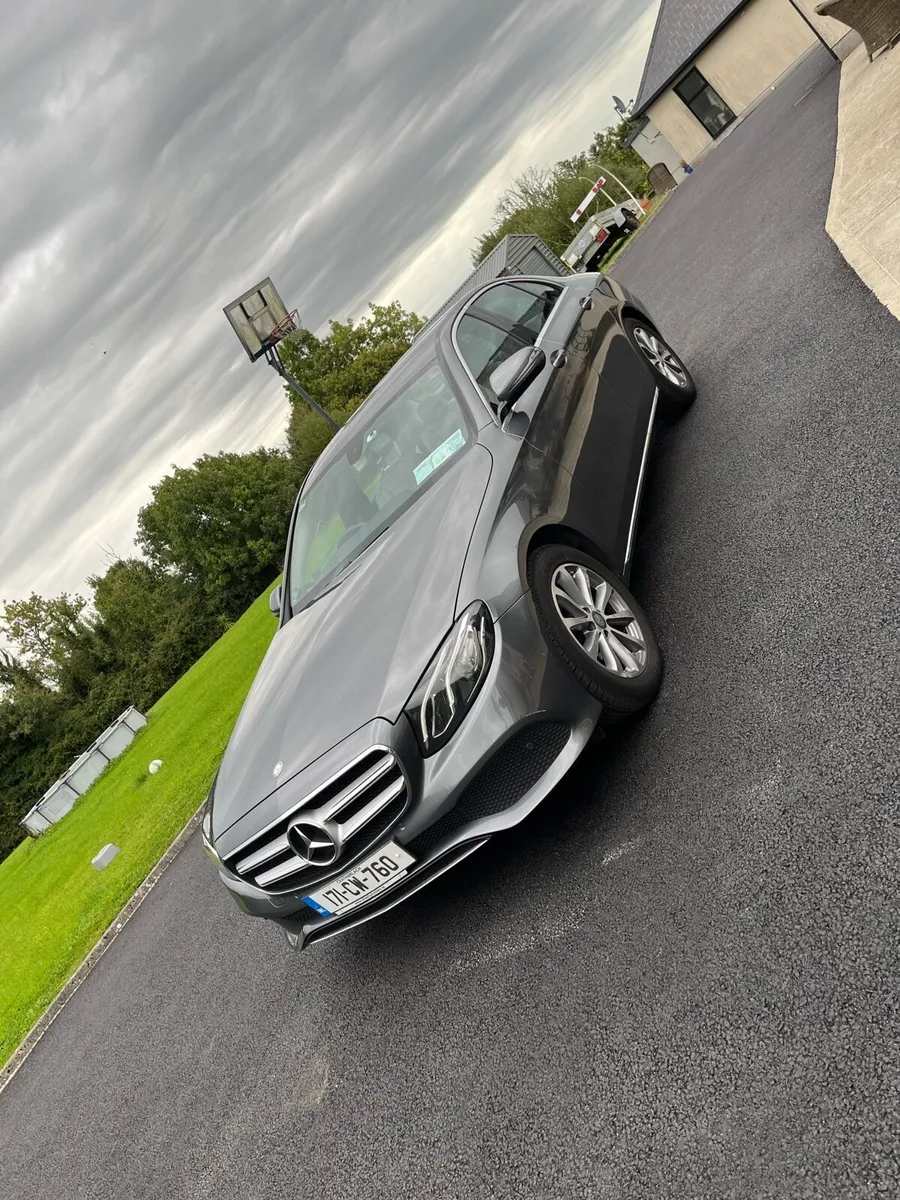 Car - Image 1