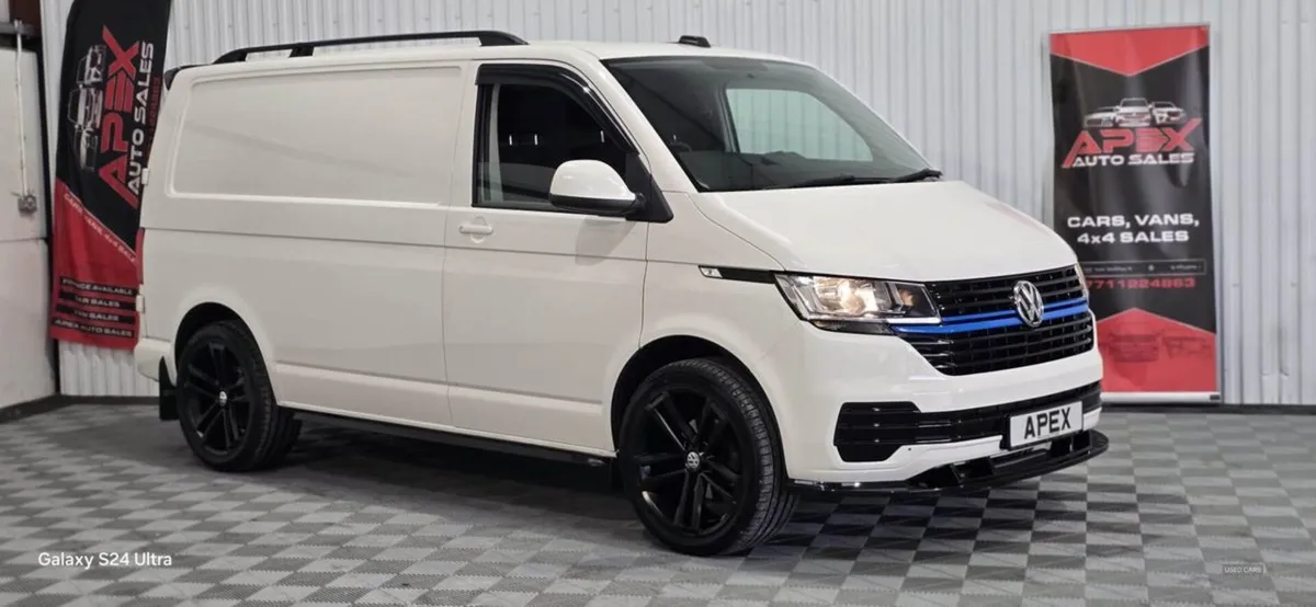 Volkswagen Transporter T28 SWB Diesel - Image 1