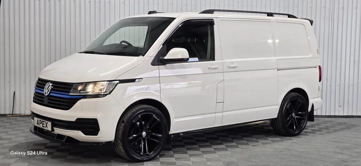 Volkswagen Transporter T28 SWB Diesel - Image 2