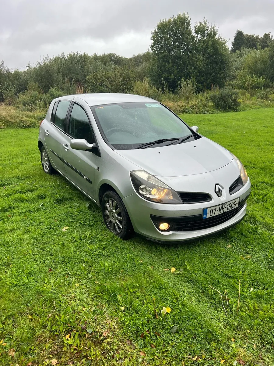 Renault clio - Image 1