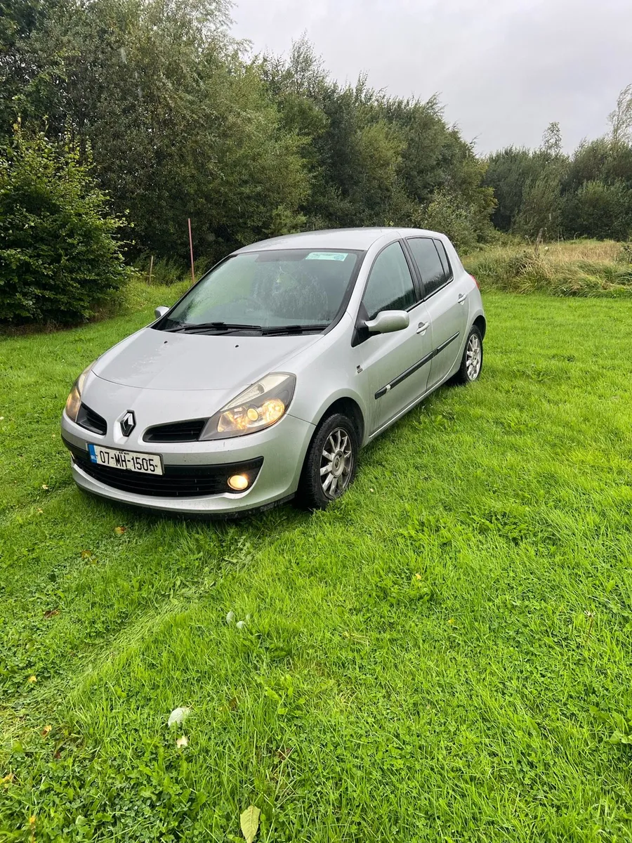 Renault clio - Image 2