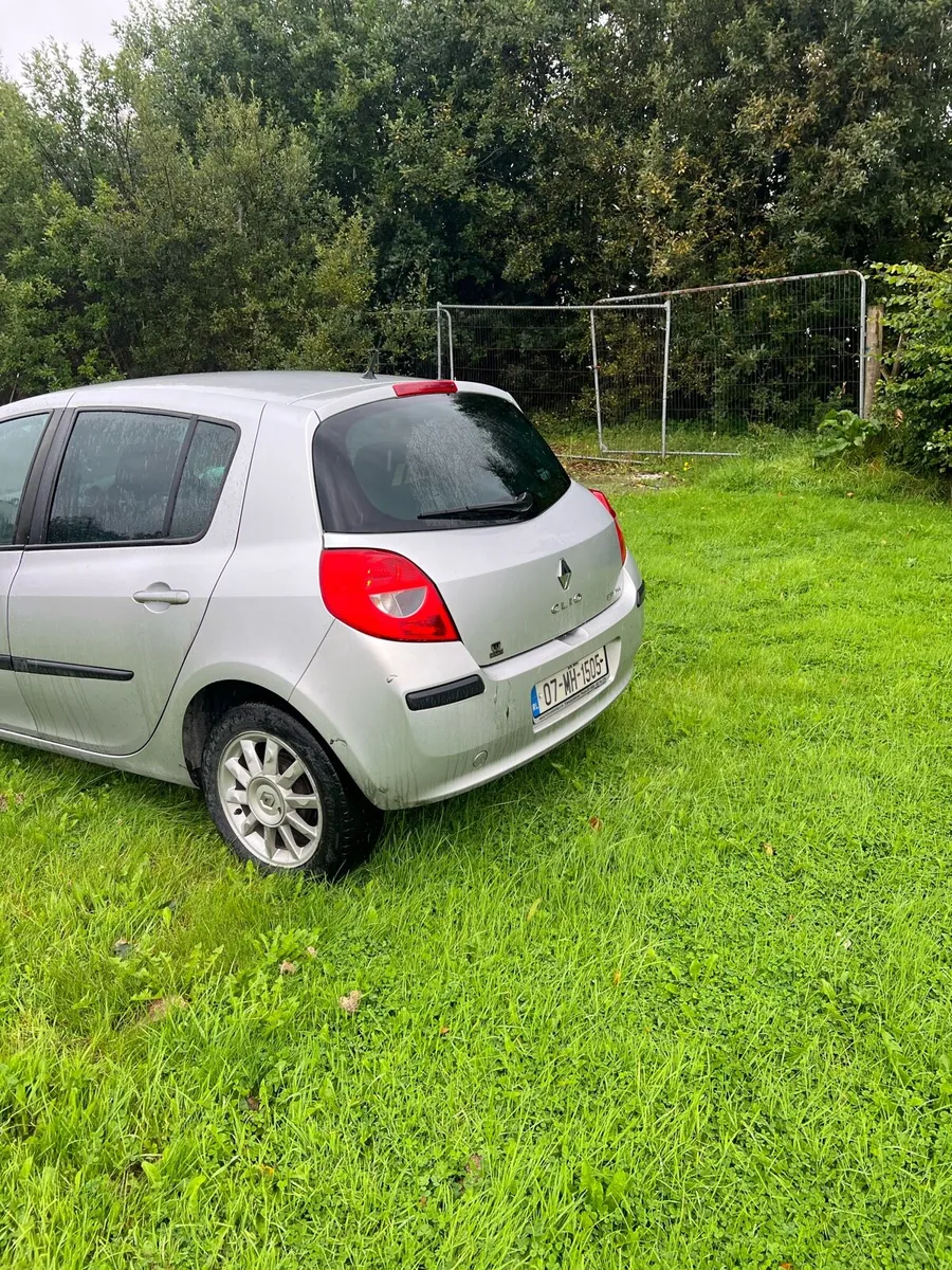 Renault clio - Image 4