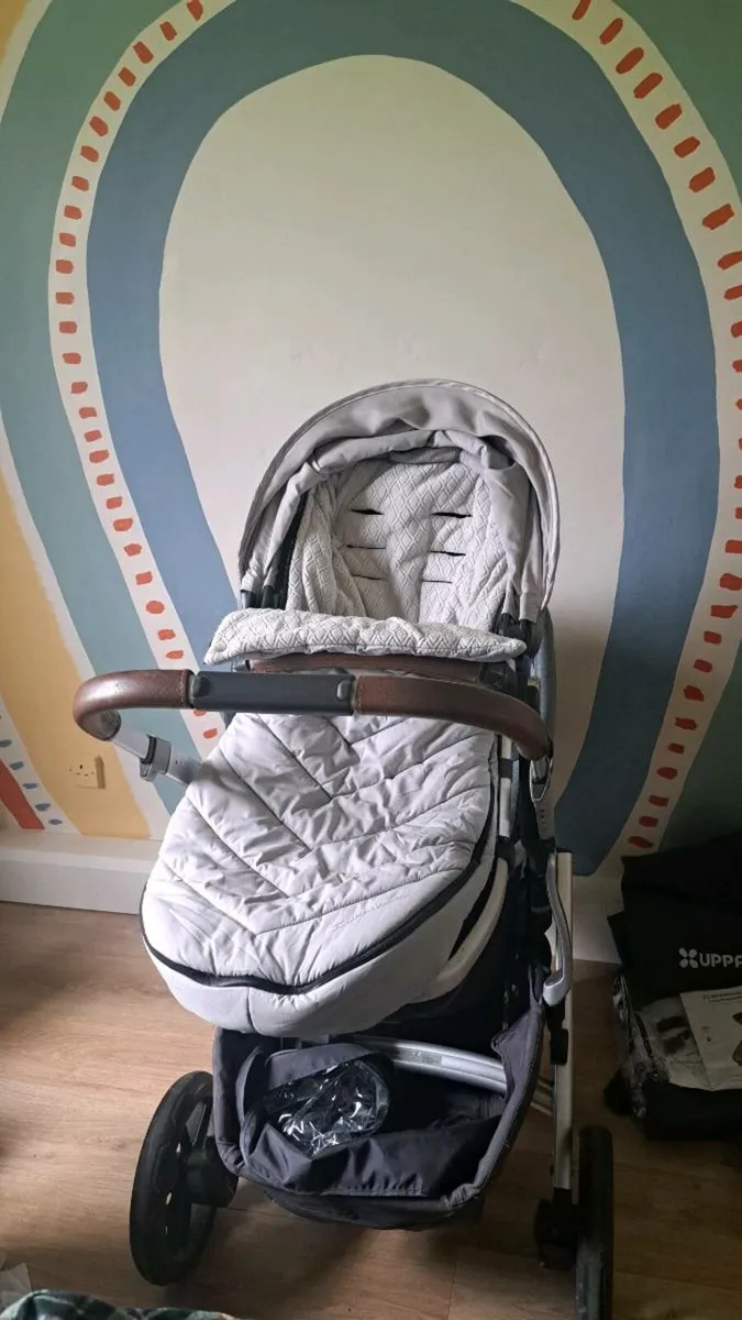 Uppababy Vista V2 Gregory - Image 3