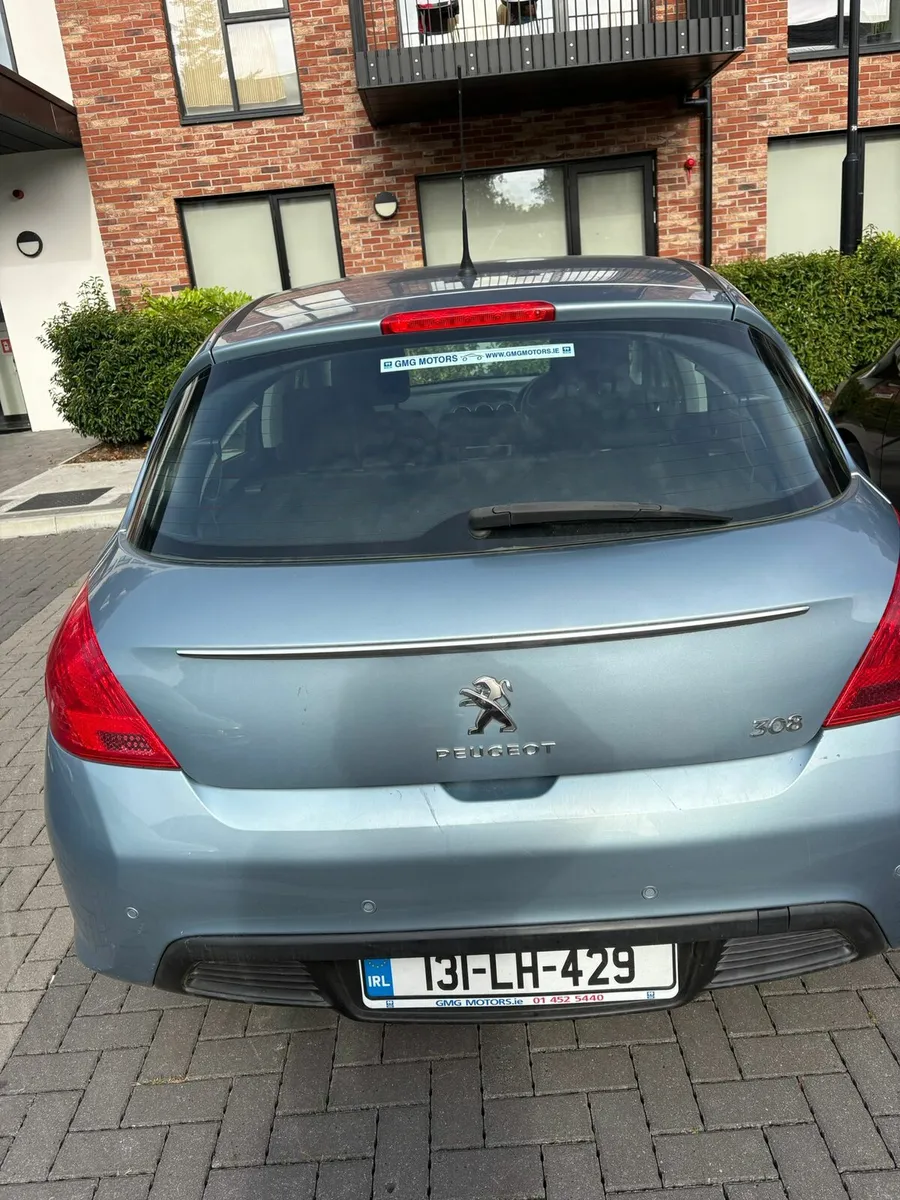 Peugeot 308 - Image 2
