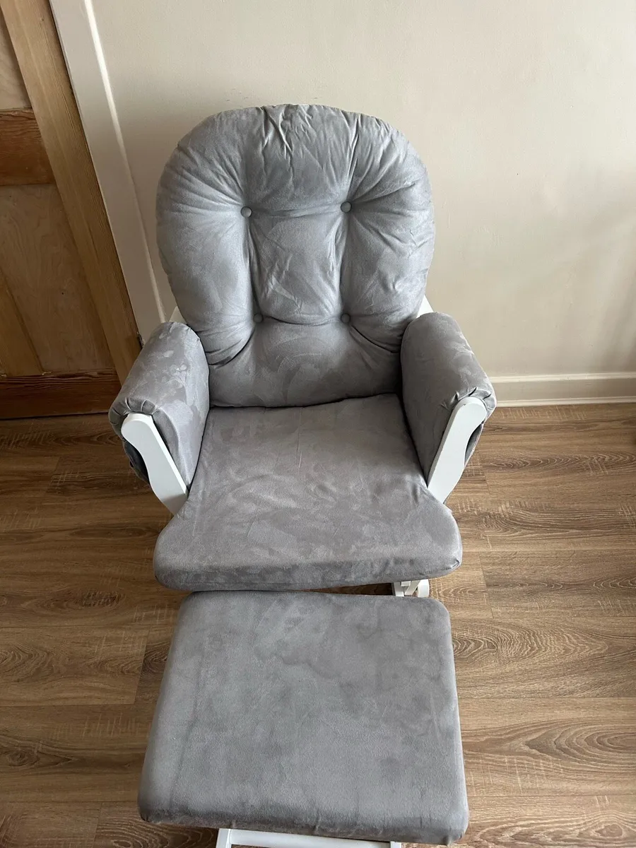 Babylo Gliding Rocking Chair - Image 1