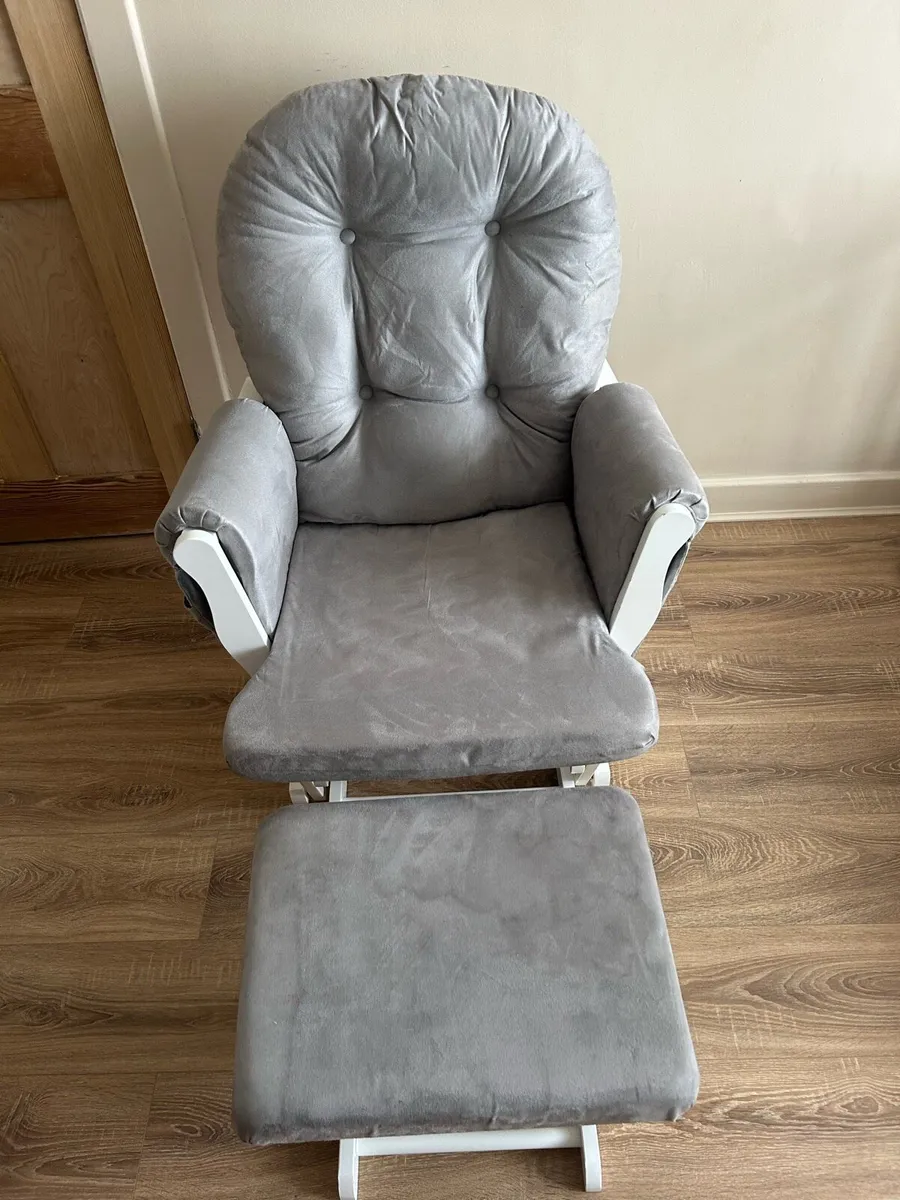 Babylo Gliding Rocking Chair - Image 2