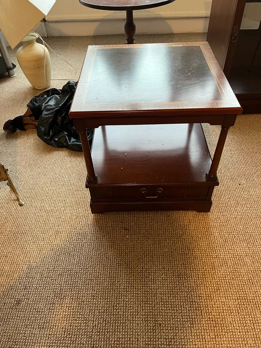 Turntable cabinet - Image 3