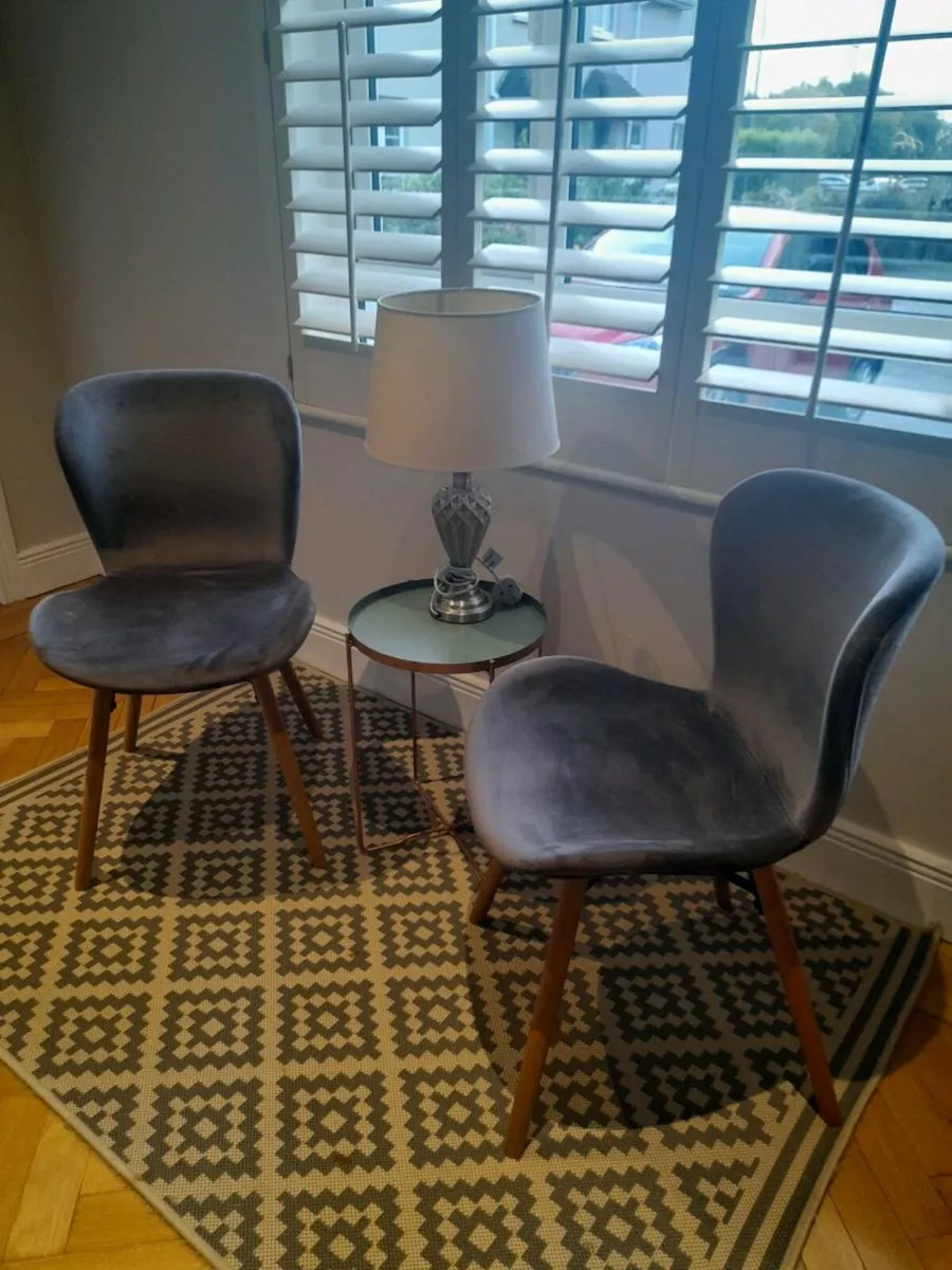 CHAIRS (2) SIDE TABLE and LAMP - Image 1