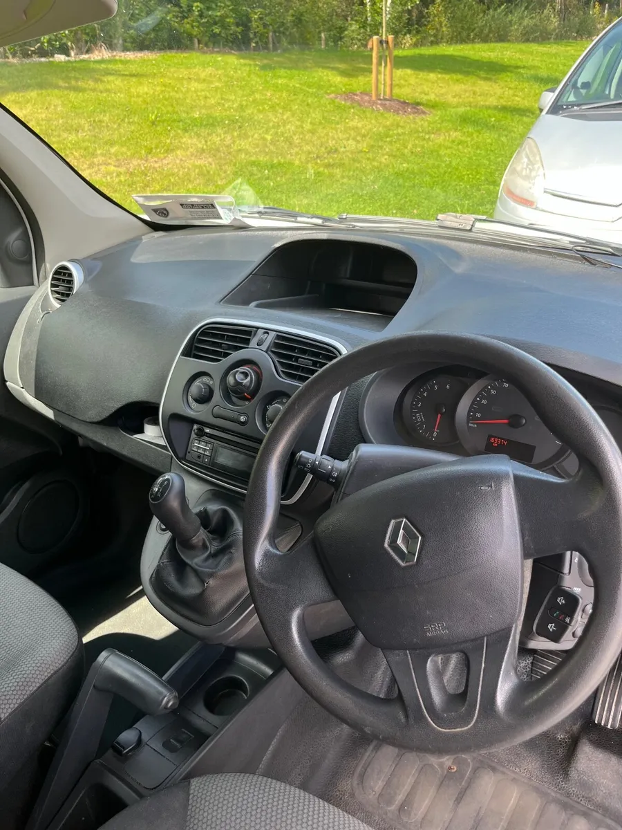 Renault Kangoo 2017 - Image 2