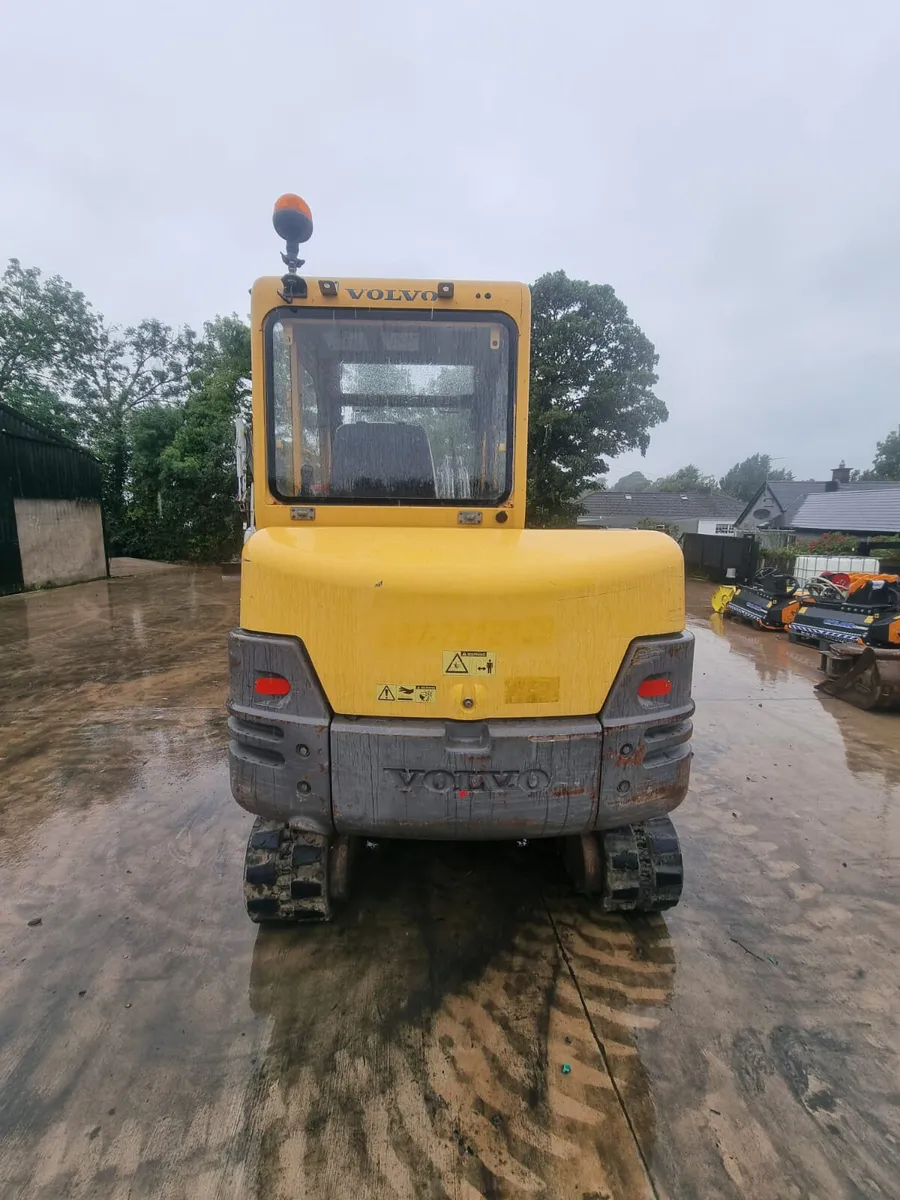 2003 VOLVO EC35 - Image 3