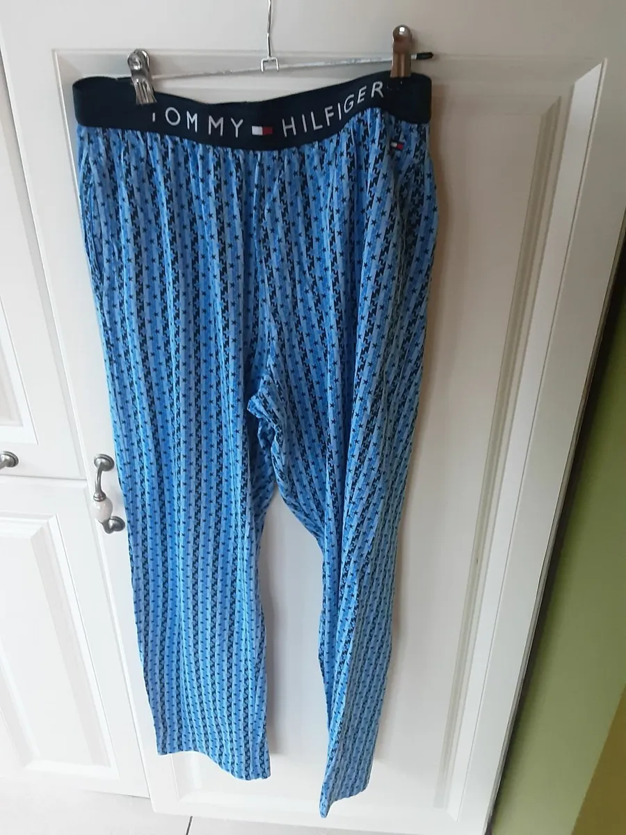 Mens selection of pyjamas - Image 1