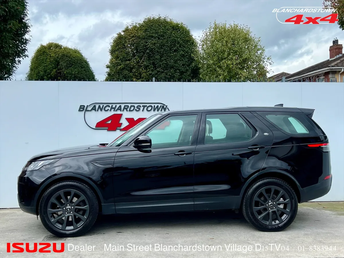 LAND ROVER DISCOVERY 5 SD4 240hp LOW MILES 60000km - Image 3
