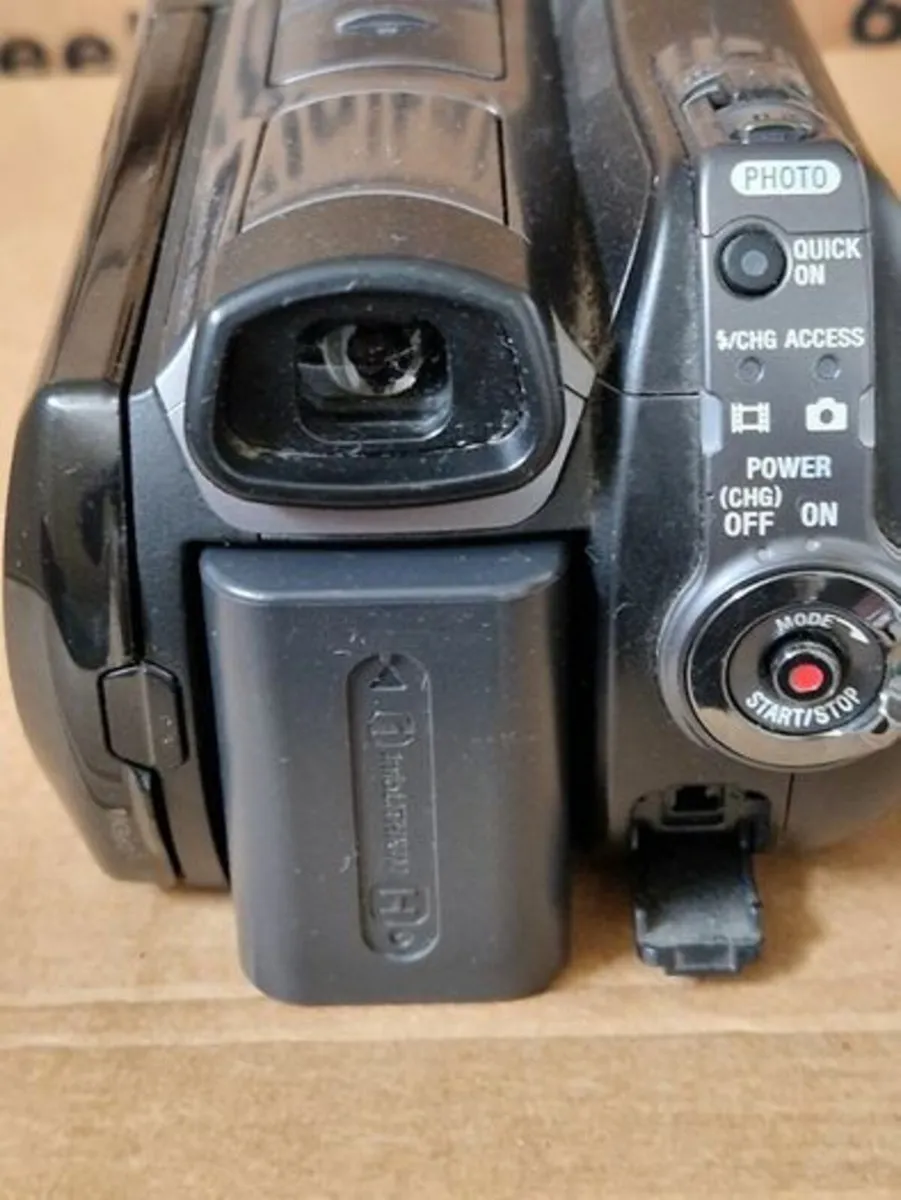 SONY Digital HD Video Camera Model HDR-SR11E - Image 3