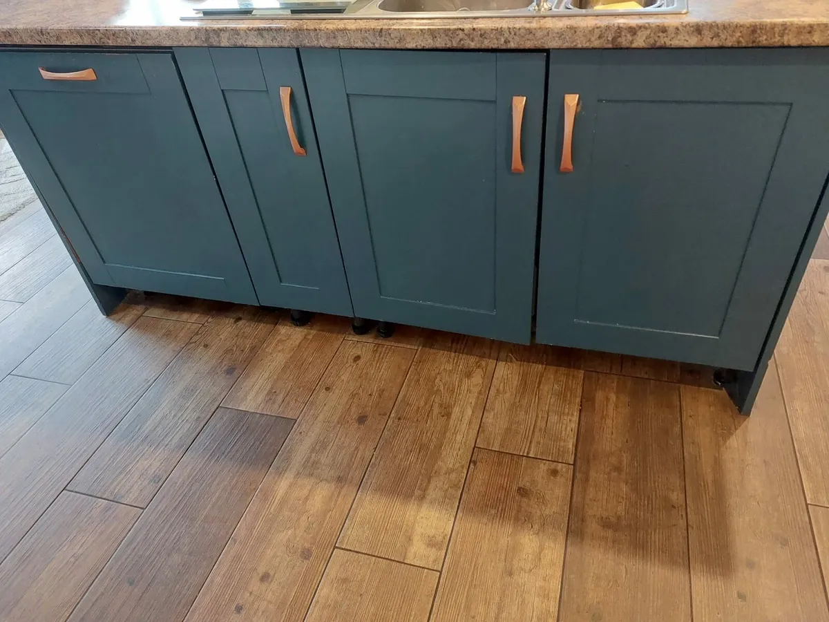 Kitchen units - Image 4