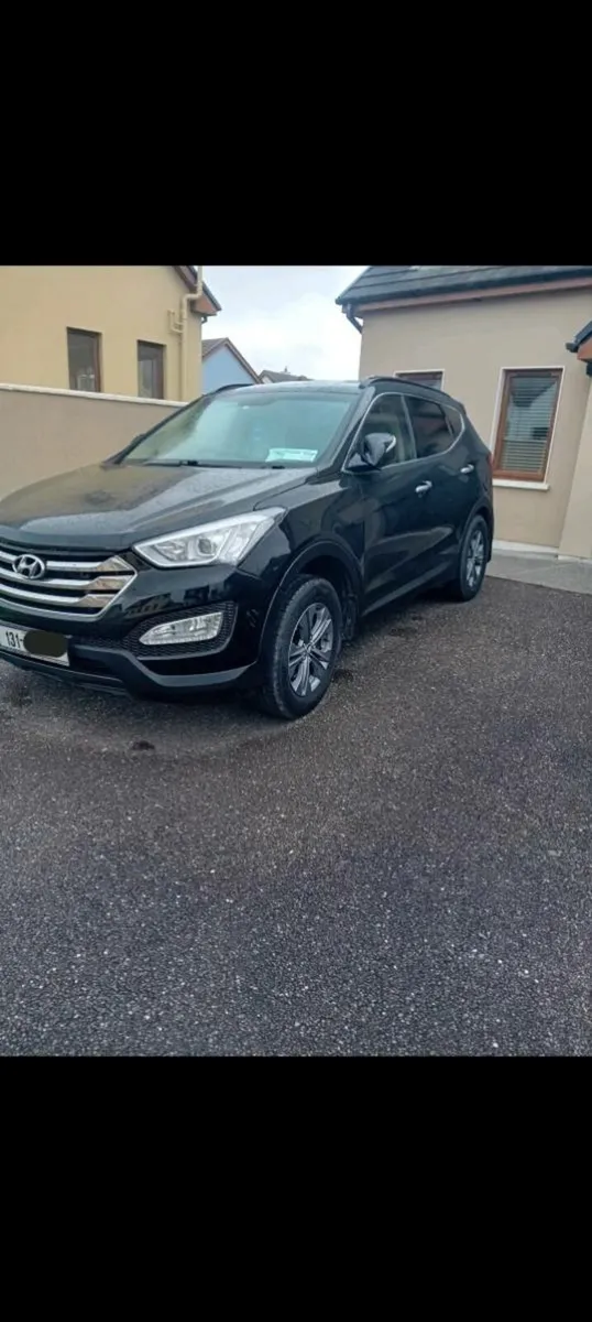 2013 Hyundai Santa Fe - Image 3