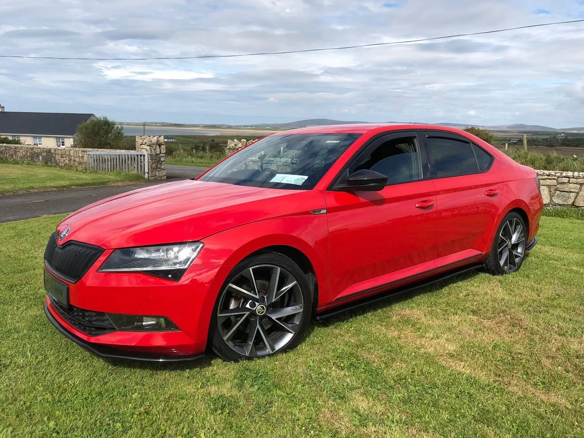 Skoda superb sportline 190 dsg low miles - Image 1