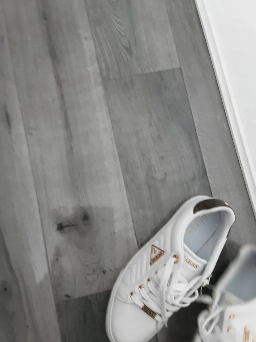Ladies white Guess runners - Image 2